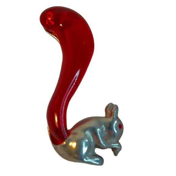 Vintage Lucie Red Tail Silvertone Squirrel Brooch Pin READ - Picture 1 of 12